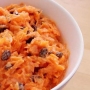 Морковь с чесноком и изюмом или польза с грядки